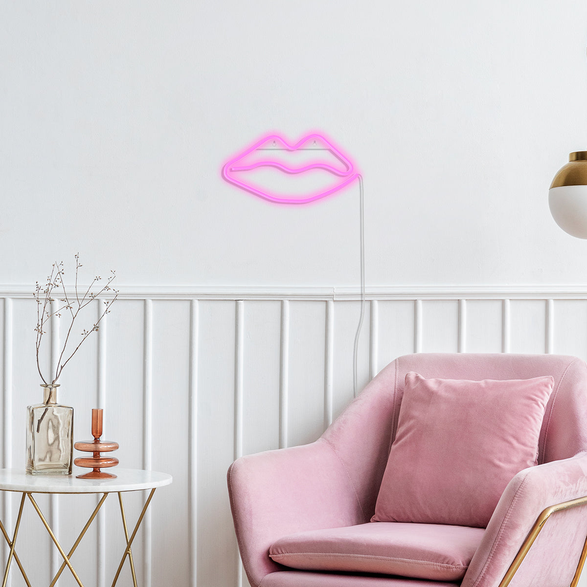 "Lips" LED Sign